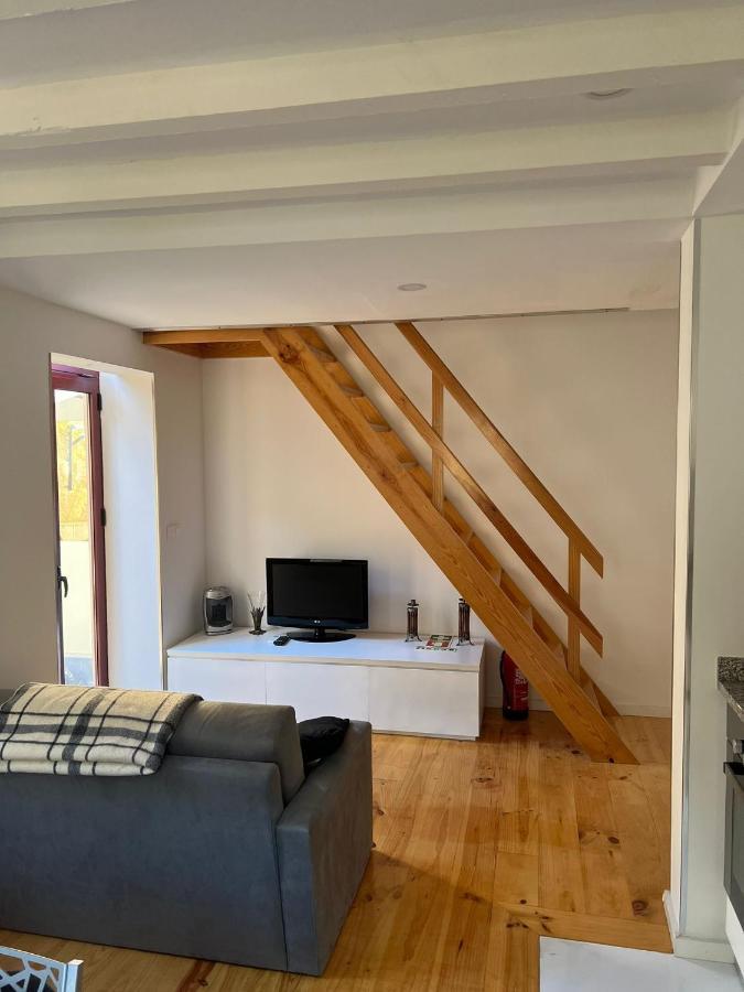 Апартаменты Oporto Wine Lofts Вила-Нова-ди-Гая Экстерьер фото